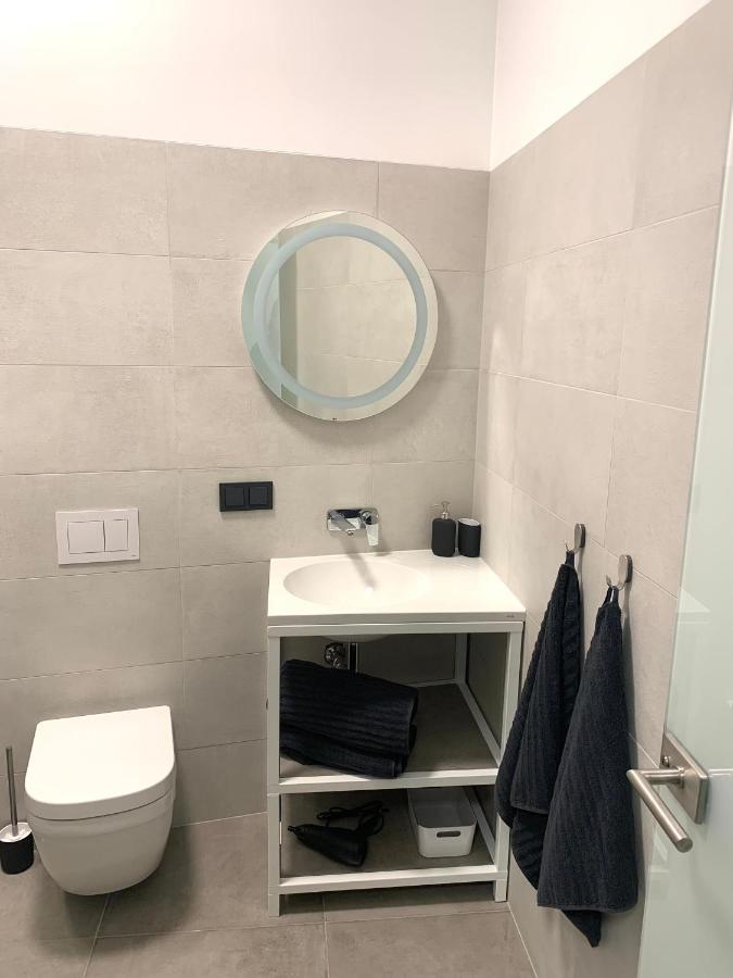Stylish New Apartment In Riga Old Town - City Centre, Self Check-In, Walkable To Major Attractions Εξωτερικό φωτογραφία
